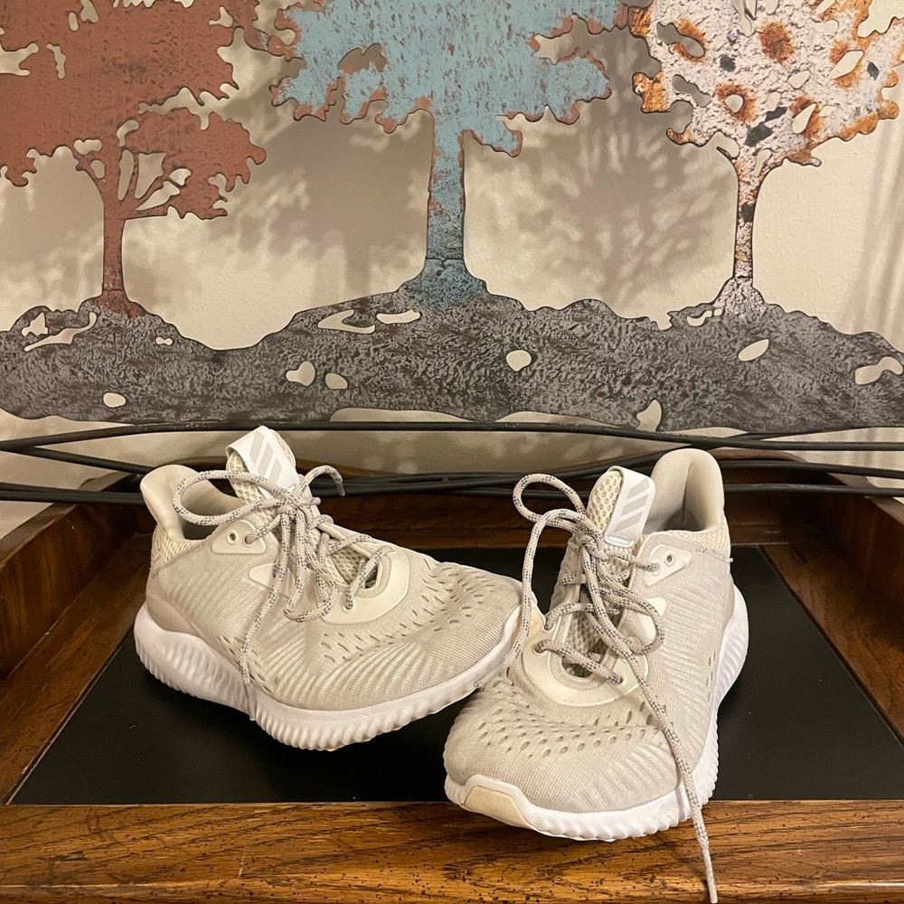 Adidas shoe size 6 1/2